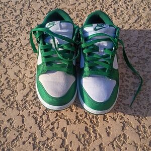 Nike Kids Sneakers in Forest Green and White